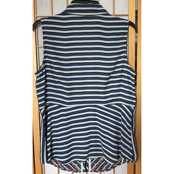 CABI striped & floral sleeveless blouse zip front Medium - Picture 5 of 5